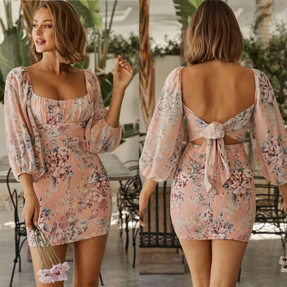 Hello Molly Dresses & Skirts - Hello Molly I Know Me Peach Floral Mini Dress 4/S Ruched Chiffon Long Sleeve Tie